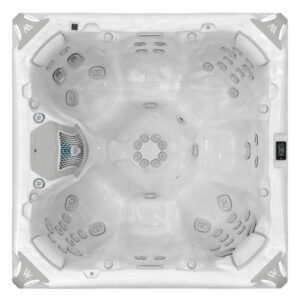 Elbrus Life Hot Tub